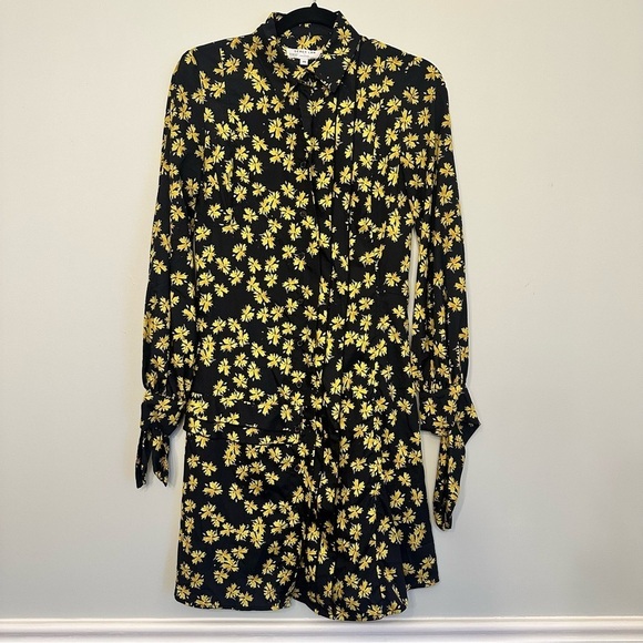 Derek Lam Dresses & Skirts - Derek Lam Collective Yellow Floral Pleated Flowy Dress Button Sz 36 US XS-SM